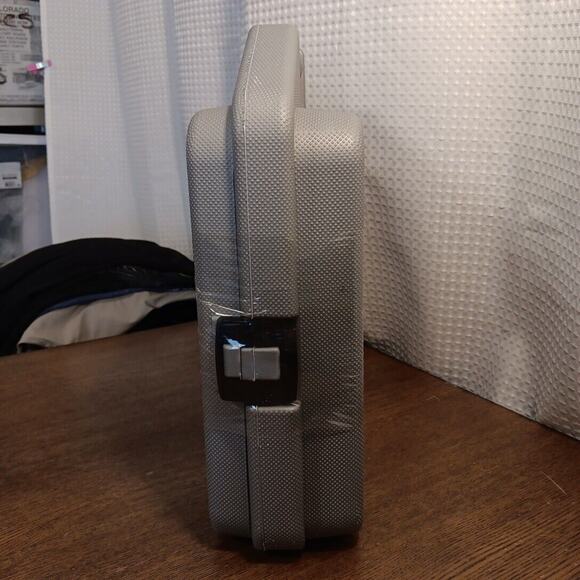 NEW Maxx Explore 48 Piece Children's Microscope Set Kit Carrying Case Ages 8+ - Picture 7 of 8